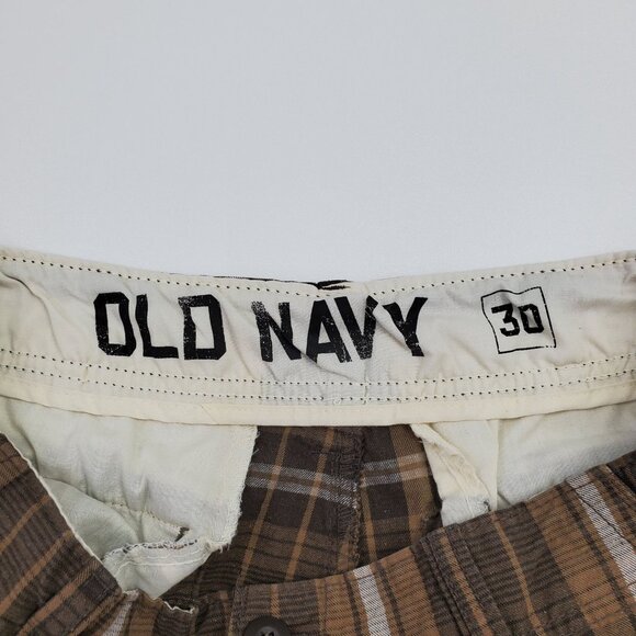 Old Navy Brown Plaid Cargo Shorts Size 30 Classic Fit Cotton Outdoor Utility - Picture 9 of 13